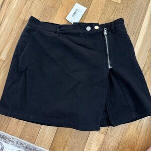 Black denim skort size Large from local boutique